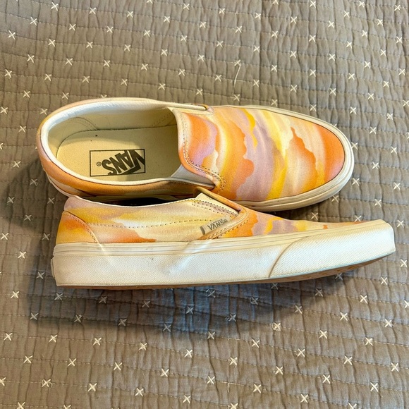 Vans Sneakers 8.5 Orange, Purple and Yellow $55 - Picture 3 of 4